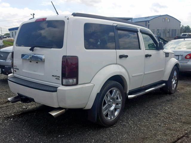 1D8GU586X7W623126 - 2007 DODGE NITRO R/T WHITE photo 4