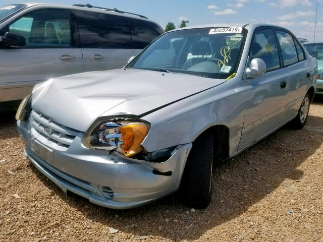 KMHCG45C24U553438 - 2004 HYUNDAI ACCENT GL SILVER photo 2