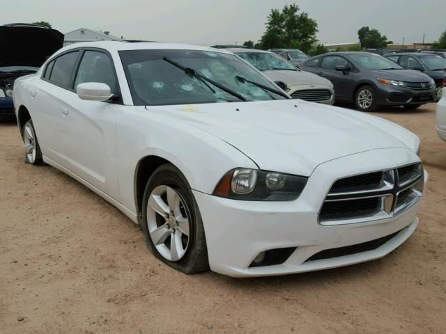 2C3CDXHG6CH242727 - 2012 DODGE CHARGER SX WHITE photo 1