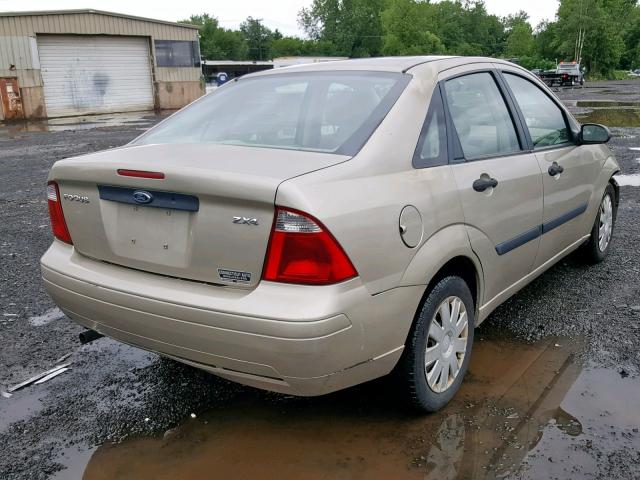 1FAFP34N36W147857 - 2006 FORD FOCUS ZX4 BEIGE photo 4