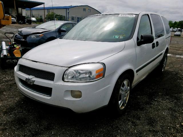 1GBDV13W28D136535 - 2008 CHEVROLET UPLANDER I WHITE photo 2