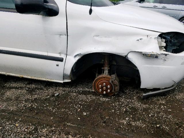 1GBDV13W28D136535 - 2008 CHEVROLET UPLANDER I WHITE photo 9