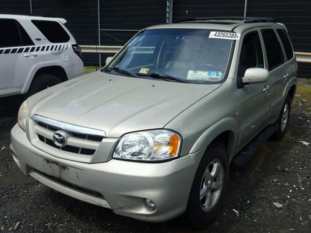 4F2CZ96105KM51108 - 2005 MAZDA TRIBUTE S TAN photo 2