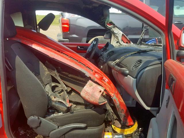 3VWCA21C7XM406358 - 1999 VOLKSWAGEN NEW BEETLE წითელი ფოტო 5