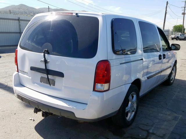 1GNDV23198D185714 - 2008 CHEVROLET UPLANDER L WHITE photo 4