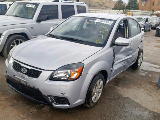 KNADH4A37A6601427 - 2010 KIA RIO LX SILVER photo 2