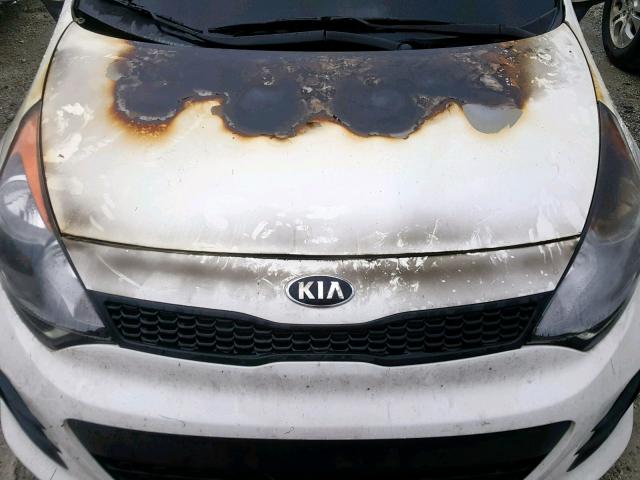 KNADM5A33G6569649 - 2016 KIA RIO LX WHITE photo 7