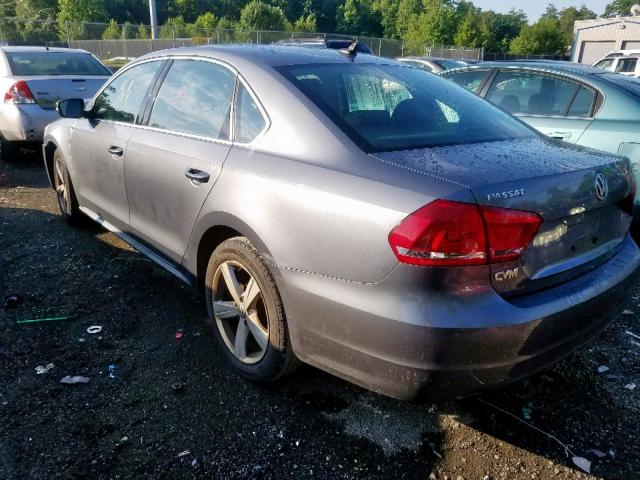 1VWBP7A34DC066364 - 2013 VOLKSWAGEN PASSAT SE GRAY photo 3