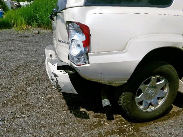 1GYEK63N45R145825 - 2005 CADILLAC ESCALADE L WHITE photo 9