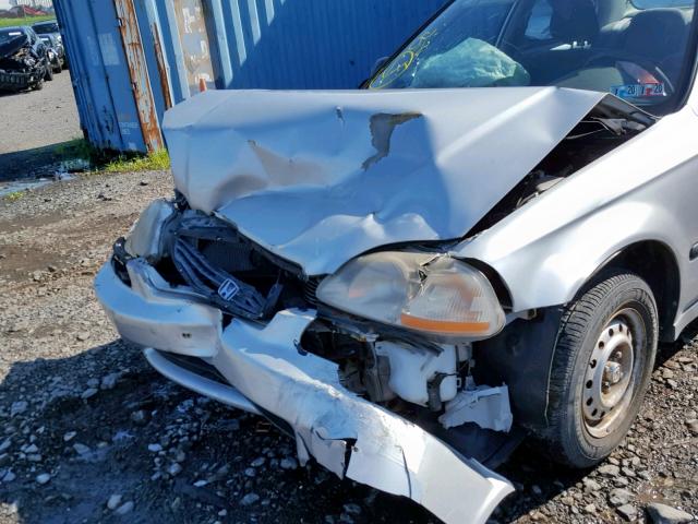 2HGEJ6625TH520307 - 1996 HONDA CIVIC DX SILVER photo 9