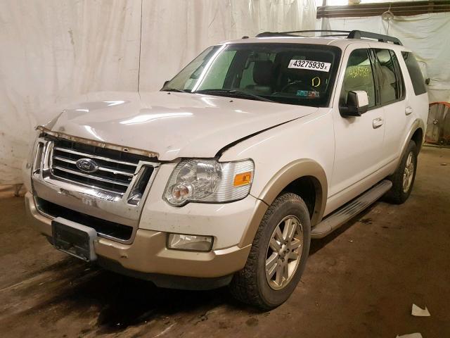 1FMEU7EE6AUA58837 - 2010 FORD EXPLORER E WHITE photo 2