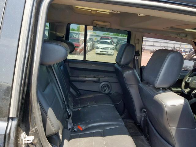1J8HG48K68C111781 - 2008 JEEP COMMANDER BLACK photo 6
