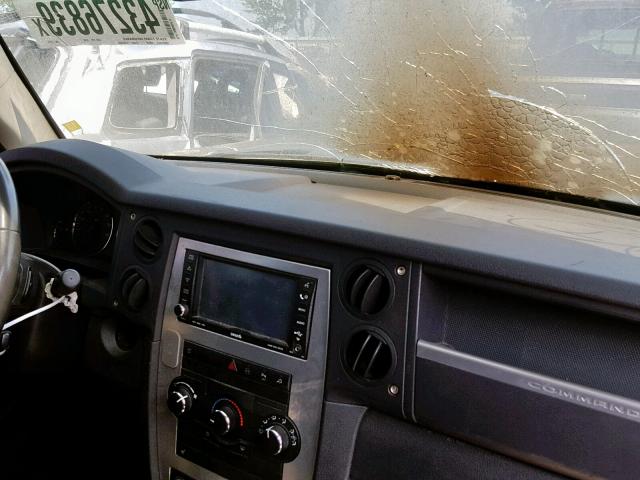 1J8HG48K68C111781 - 2008 JEEP COMMANDER BLACK photo 9