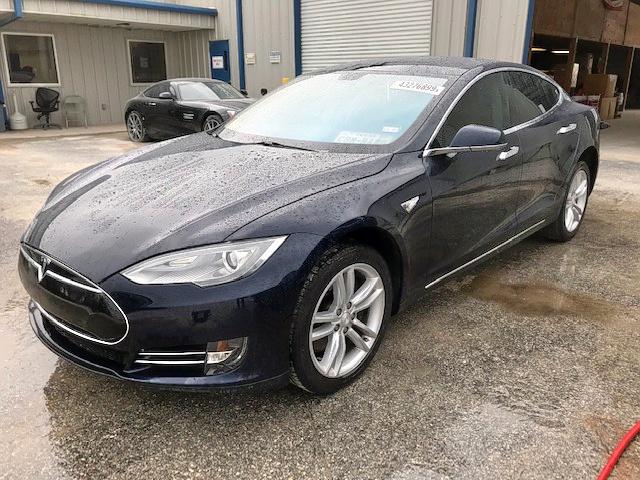 5YJSA1AC1DFP10603 - 2013 TESLA MODEL S BLUE photo 2