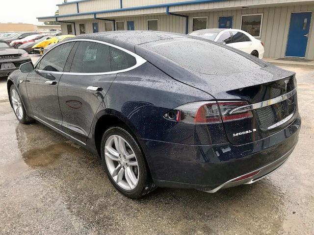 5YJSA1AC1DFP10603 - 2013 TESLA MODEL S BLUE photo 3