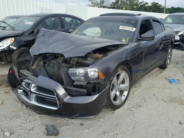 2C3CDXHG4DH669793 - 2013 DODGE CHARGER SX GRAY photo 2