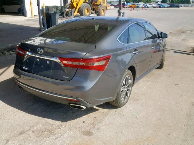 4T1BK1EB8JU281733 - 2018 TOYOTA AVALON XLE GRAY photo 4