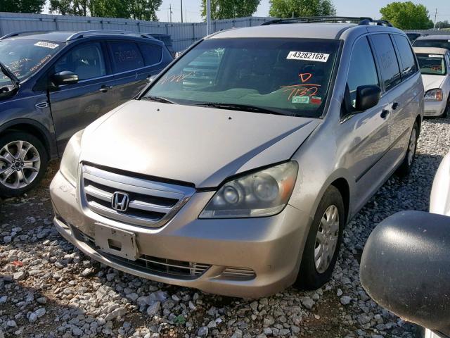 5FNRL38247B007132 - 2007 HONDA ODYSSEY LX SILVER photo 2