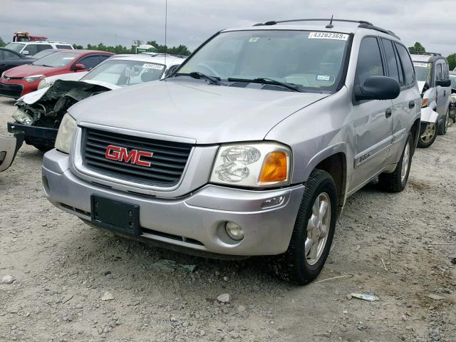 1GKDS13S752211887 - 2005 GMC ENVOY SILVER photo 2