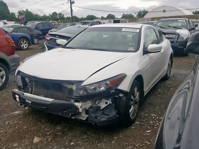 1HGCS128X9A015081 - 2009 HONDA ACCORD EXL WHITE photo 2