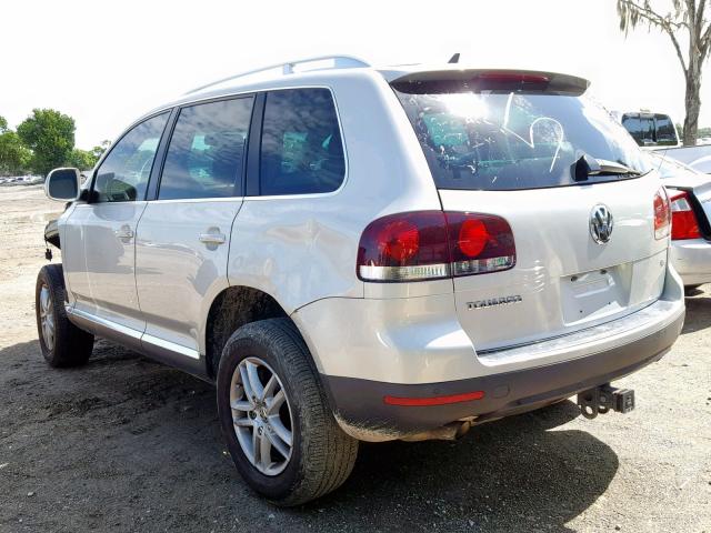 WVGBE77LX8D016709 - 2008 VOLKSWAGEN TOUAREG 2 SILVER photo 3