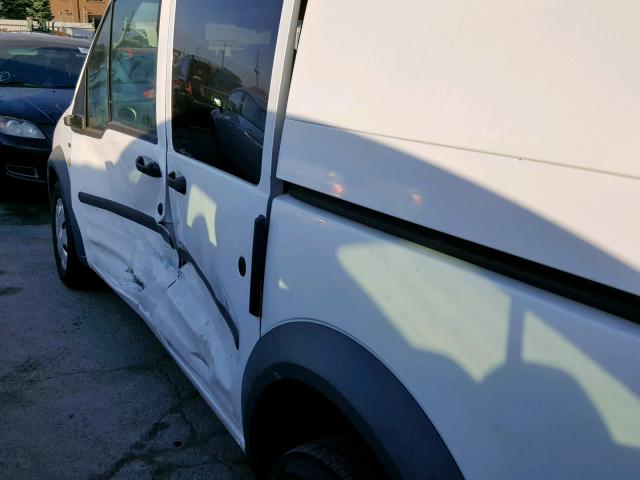 NM0LS6BN4BT073650 - 2011 FORD TRANSIT CO WHITE photo 9