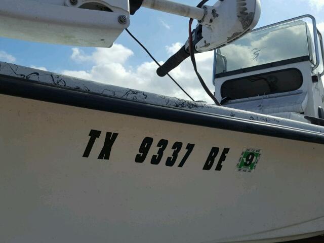 SHQ22V88C010 - 2010 BASS BOAT WHITE photo 9