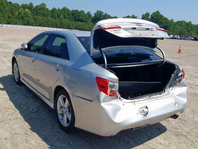 4T1BF1FK7CU182911 - 2012 TOYOTA CAMRY BASE SILVER photo 3