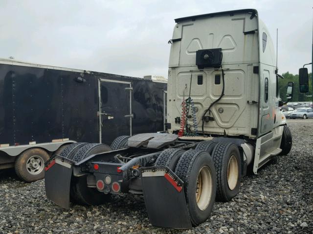 1FUJGLBG7DLFH6112 - 2013 FREIGHTLINER CASCADIA 1 WHITE photo 4