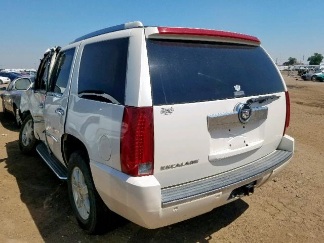 1GYFK638X7R158905 - 2007 CADILLAC ESCALADE L WHITE photo 3