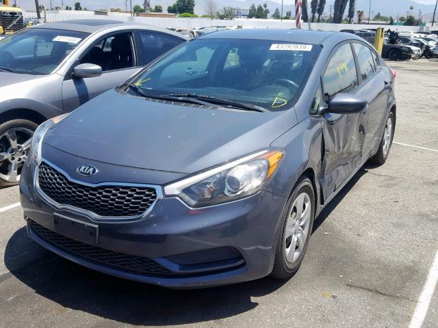 KNAFK4A69G5573441 - 2016 KIA FORTE LX GRAY photo 2