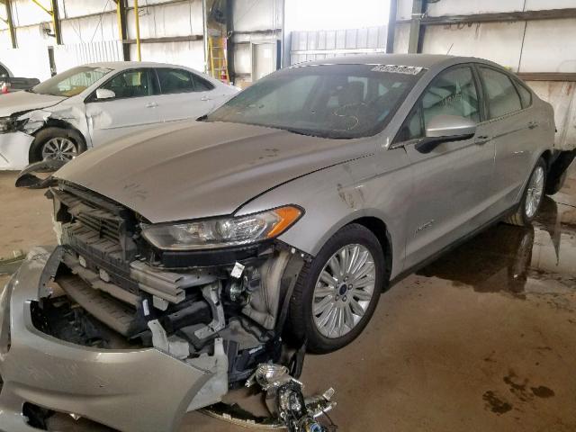 3FA6P0UUXGR284630 - 2016 FORD FUSION S H SILVER photo 2