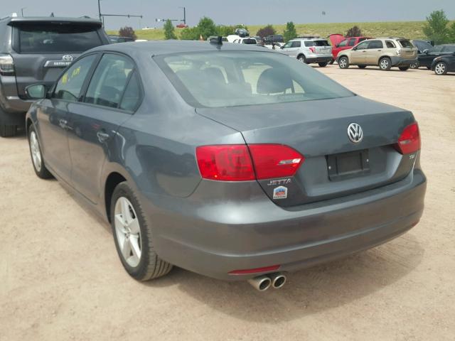 3VWLL7AJ3BM048089 - 2011 VOLKSWAGEN JETTA TDI GRAY photo 3