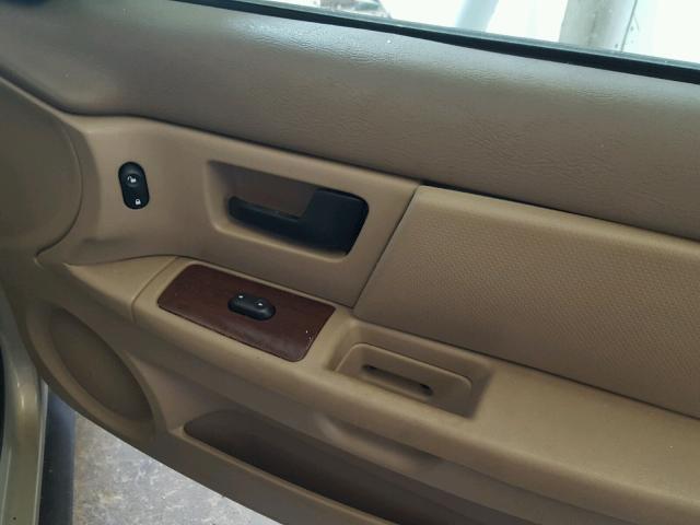 1FAFP56215A233968 - 2005 FORD TAURUS SEL TAN photo 10