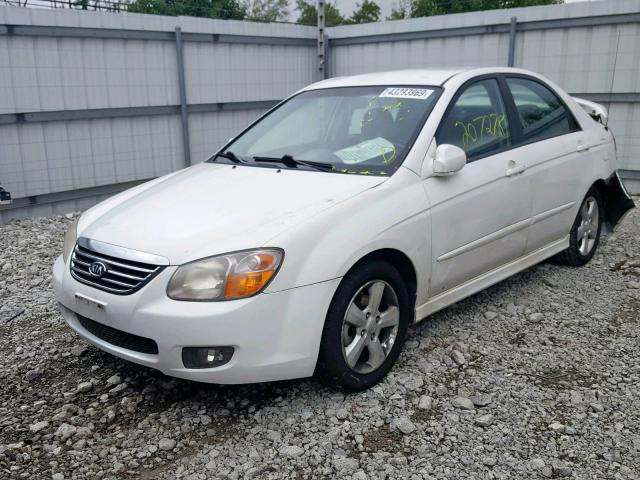 KNAFE121475005915 - 2007 KIA SPECTRA EX WHITE photo 2