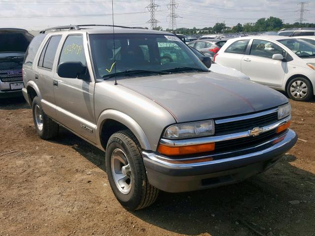 1GNCS13W9XK179397 - 1999 CHEVROLET BLAZER SILVER photo 1