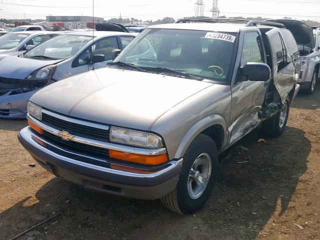 1GNCS13W9XK179397 - 1999 CHEVROLET BLAZER SILVER photo 2