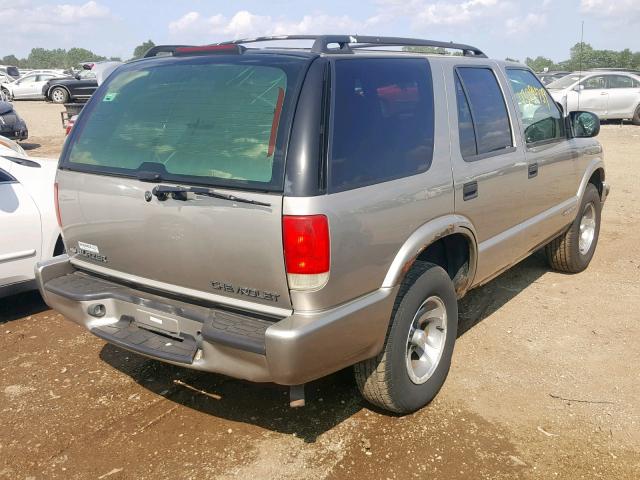 1GNCS13W9XK179397 - 1999 CHEVROLET BLAZER SILVER photo 4