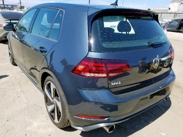 3VW447AU6JM284097 - 2018 VOLKSWAGEN GTI S/SE BLACK photo 3