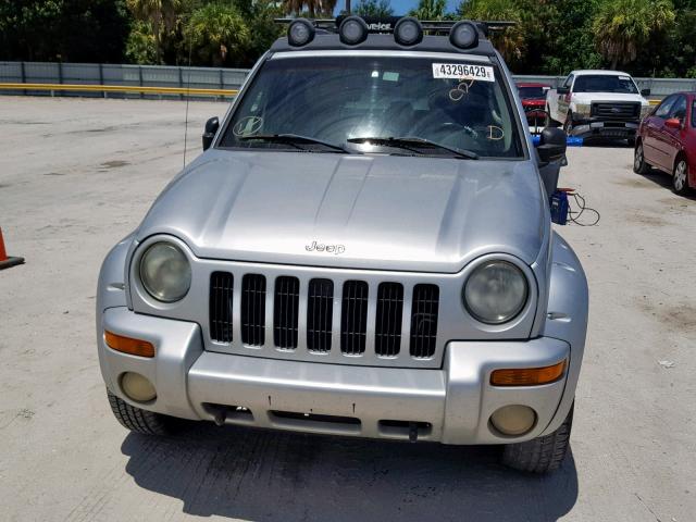 1J4GL38K43W657876 - 2003 JEEP LIBERTY RE SILVER photo 9