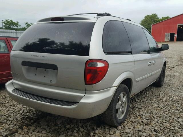 1D4GP25R14B559700 - 2004 DODGE CARAVAN SE SILVER photo 4