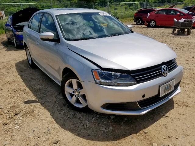 3VWLL7AJ5EM414865 - 2014 VOLKSWAGEN JETTA TDI SILVER photo 1