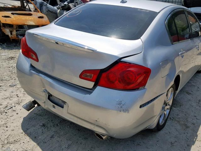 JN1CV6AR8DM751895 - 2013 INFINITI G37 SILVER photo 9