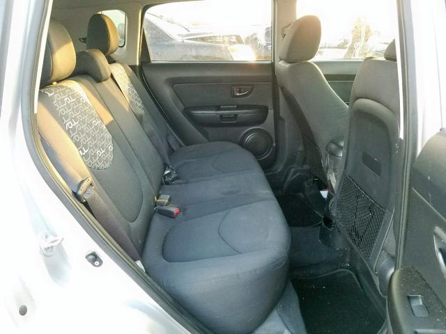 KNDJT2A2XB7265056 - 2011 KIA SOUL ! Gümüş foto 6