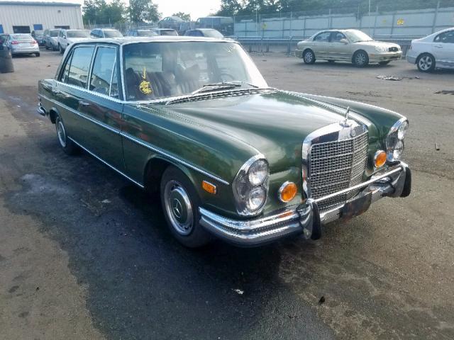 10806812019563 - 1973 MERCEDES-BENZ 280SE GREEN photo 1