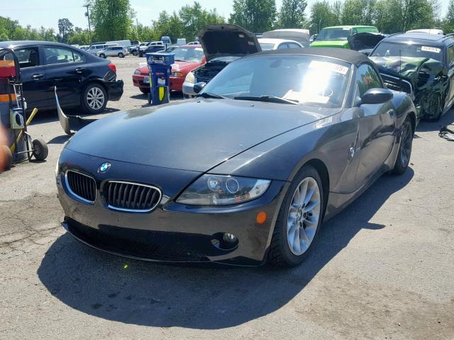 4USBT33505LS57832 - 2005 BMW Z4 2.5 BLACK photo 2