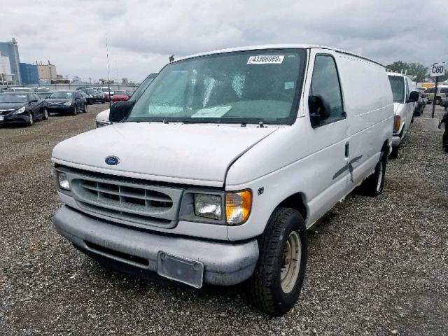 1FTNE24L52HA82996 - 2002 FORD ECONOLINE WHITE photo 2