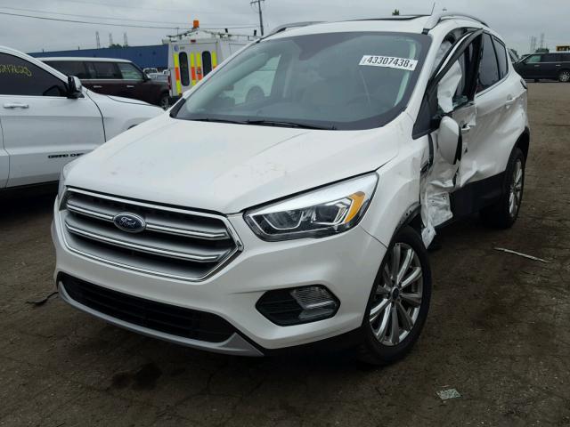 1FMCU9J91HUD58176 - 2017 FORD ESCAPE TIT WHITE photo 2