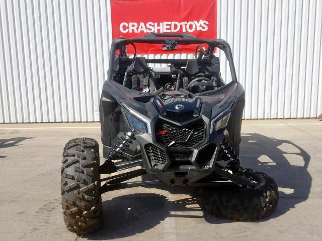 3JBVXAW22KK001035 - 2019 CAN-AM MAVERICK X BLACK photo 2