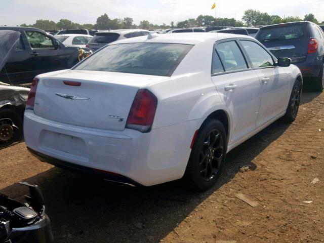 2C3CCAGG9KH586326 - 2019 CHRYSLER 300 S WHITE photo 4